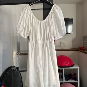 Old Navy Elegant White Puff Sleeve Dress